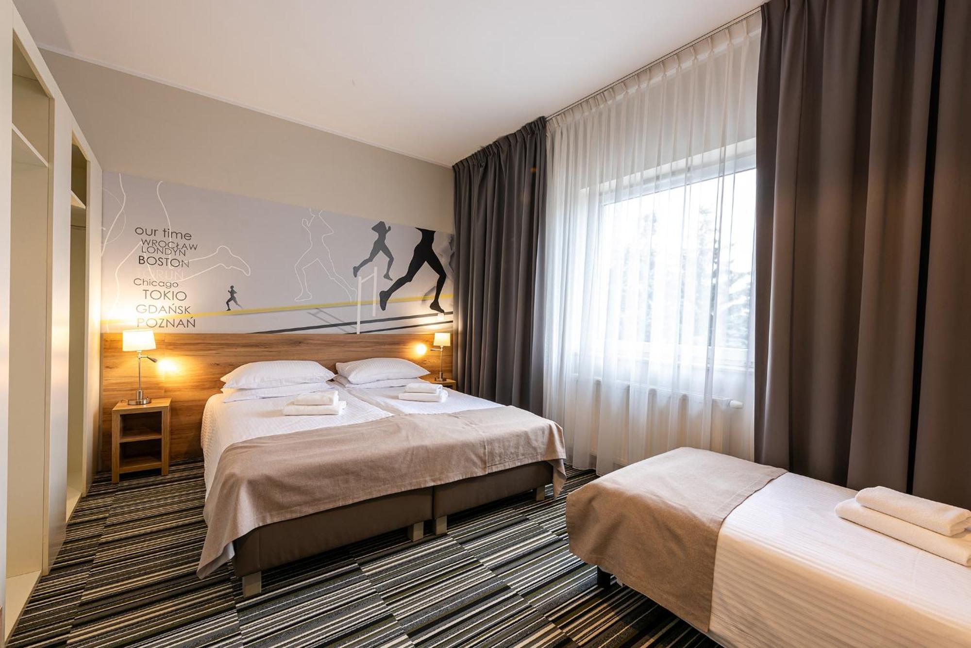 Hotel Maraton Szamotuły Eksteriør billede