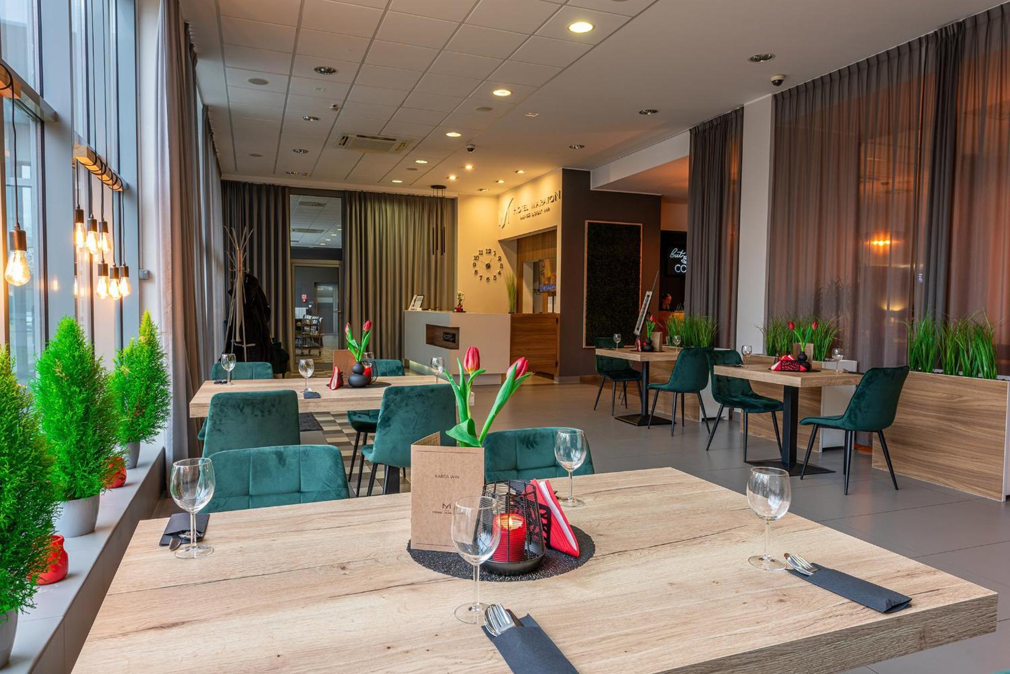 Hotel Maraton Szamotuły Eksteriør billede